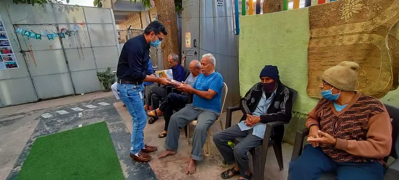 Bhagavad Gita Distribution