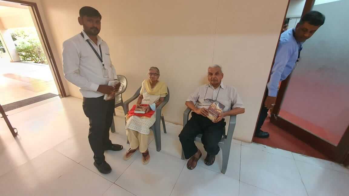 Bhagavad Gita Distribution